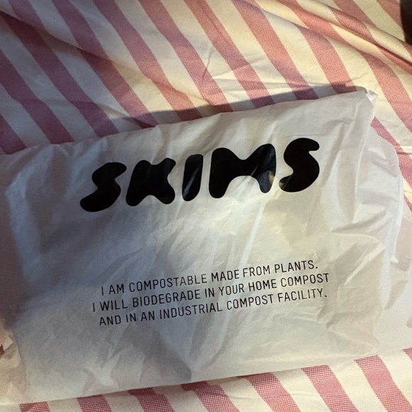 Brand new SKIMS Heather Grey Tank Top - Picture 6 of 6